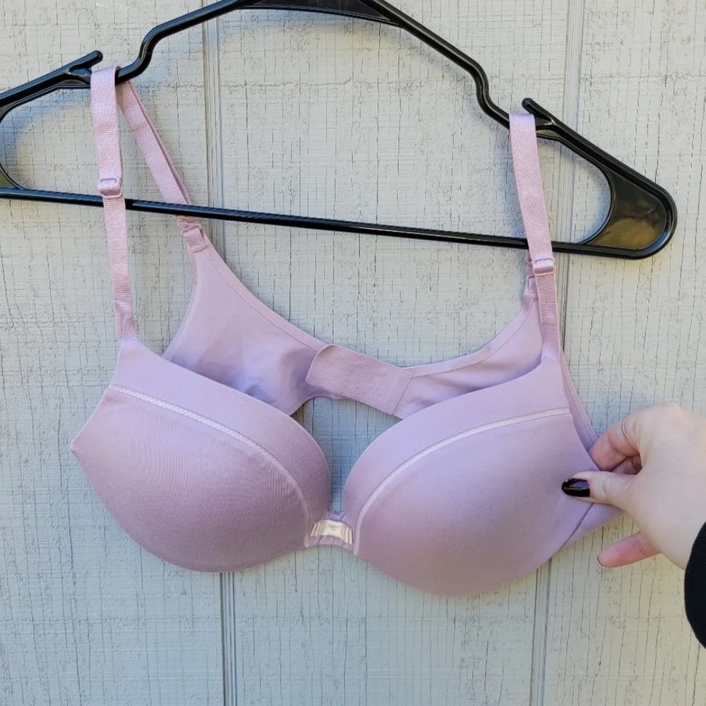 Victoria's Secret Pink Padded Push Up Plunge Comfortable Bra 34C
